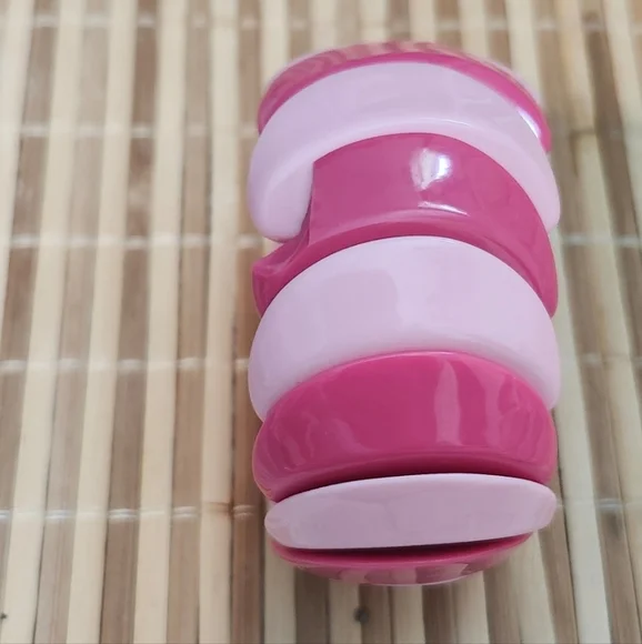 Vintage Pink Bracelets - Picture 5 of 6